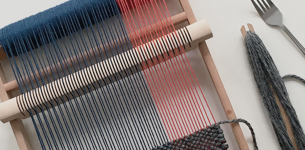 HOW TO WEAVE A SCARF ON A FRAME LOOM